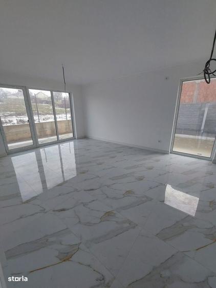 Casă cu 4 camere cu Teren 412 Mp în Oncea
