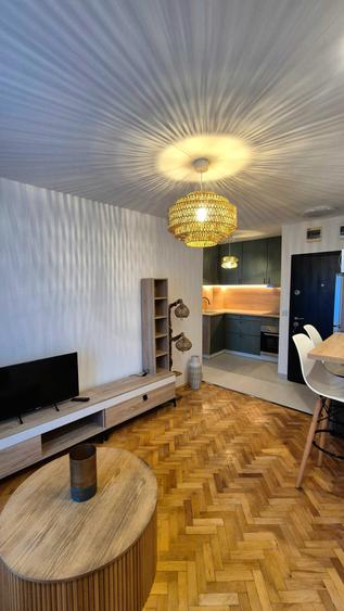 Apartament cu 2 camere decomandat în Exterior Vest