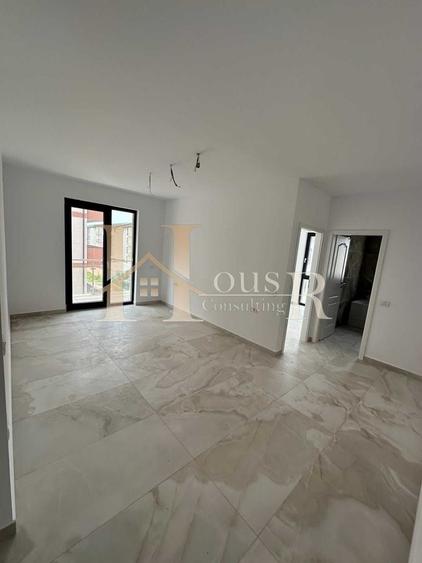 Apartament cu 2 camere decomandat în Girocului