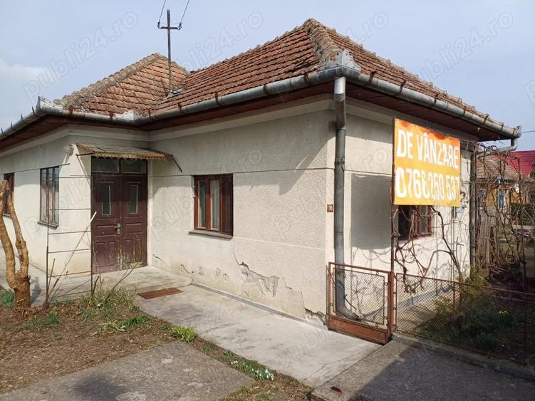 Casă cu 4 camere cu Teren 1900 Mp în Apahida