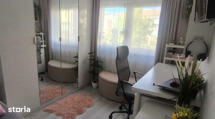 Apartament cu 3 camere decomandat în Elisabetin