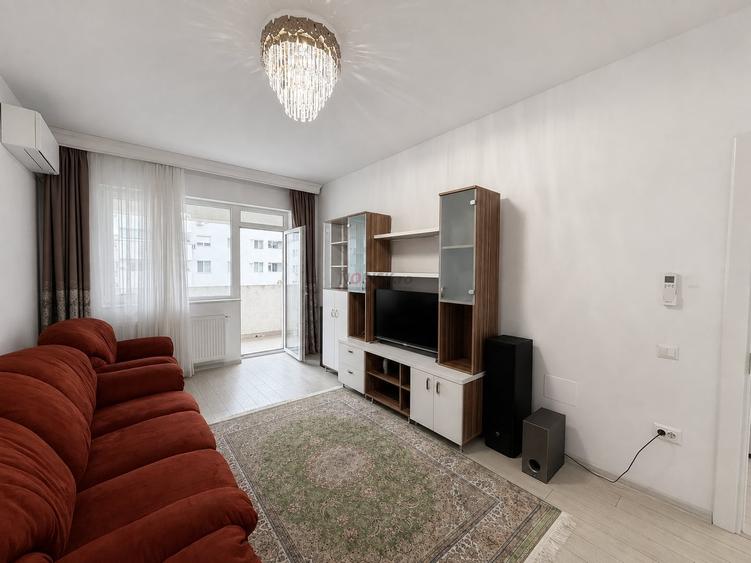 Apartament cu 3 camere decomandat, mobilat în Theodor Pallady