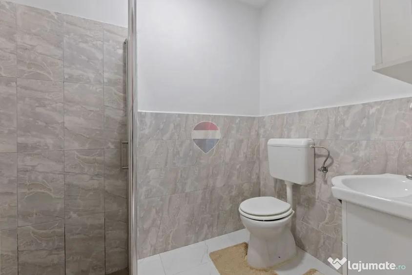 Casă cu 3 camere cu Teren 300 Mp în Boul Roșu