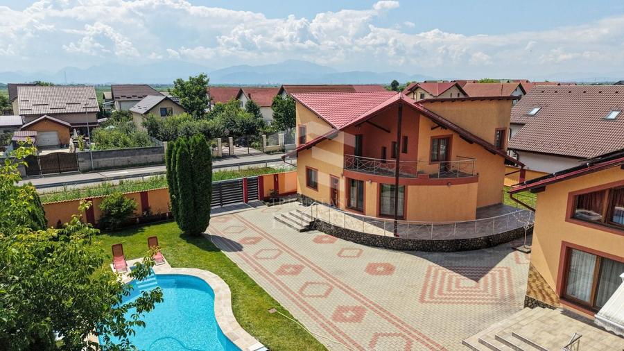 Casă individuală cu 5 camere cu Piscina în Bod