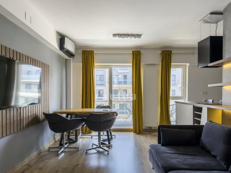 Apartament cu 3 camere decomandat în Aviației