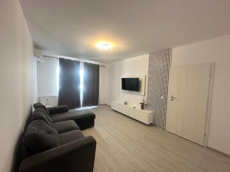 Apartament cu 2 camere decomandat în Berceni