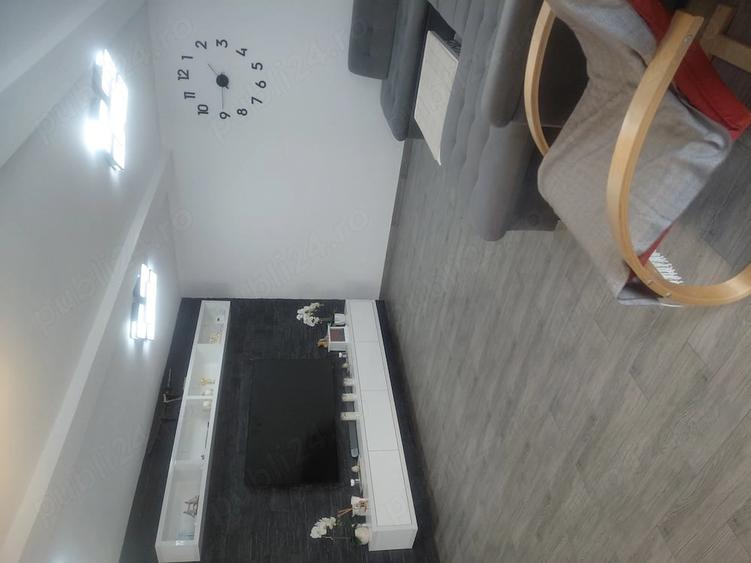 Casă cu 5 camere cu Teren 650 Mp în Albota