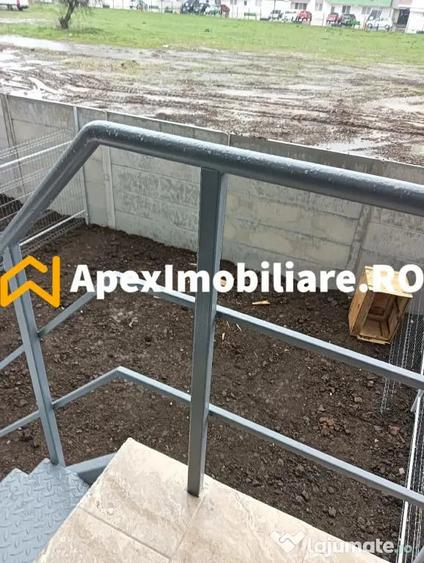 Garsonieră decomandată în Central