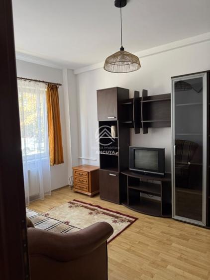 APARTAMENT IN CENTRU/ DE INCHIRIAT | 2 CAMERE | 50 MP - 8