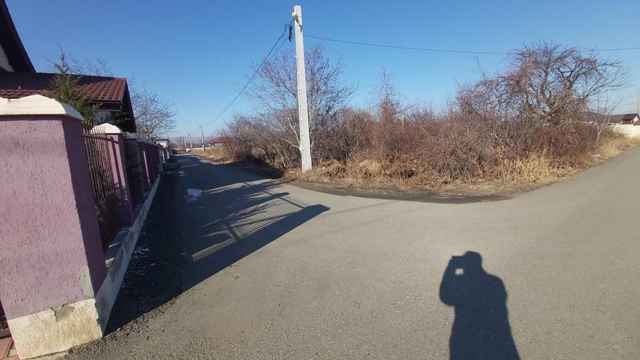 Teren Construcții extravilan de 1500 mp, în Nord-Vest