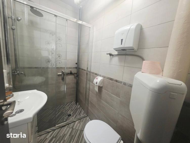 Apartament cu 2 camere semidecomandat în Tractorul