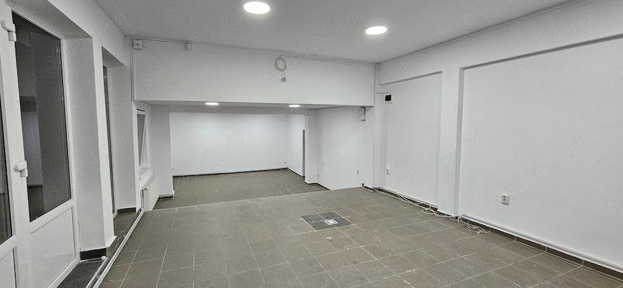 Spațiu comercial, de 90 mp, în Central