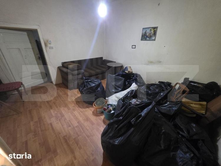 Casă cu 3 camere cu Teren 3900 Mp în Ernei