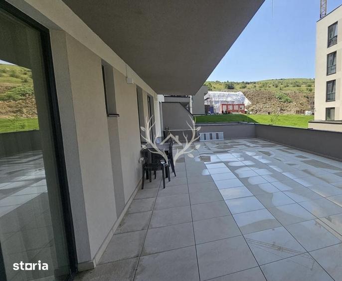 Apartament cu 3 camere si terasa de 82 mp - zona Vivo Floresti - 4