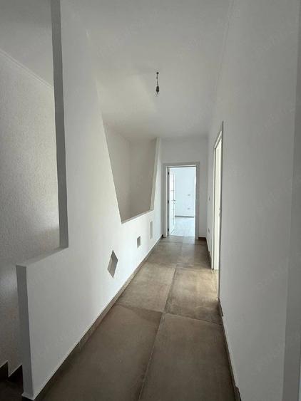 Casă cu Teren 450 Mp în Central