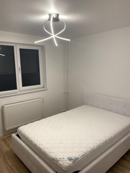 Apartament cu 2 camere decomandat în Drumul Taberei