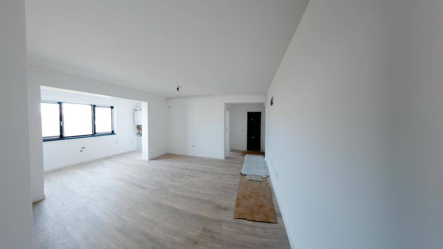 Apartament cu 3 camere semidecomandat în Brâncoveanu
