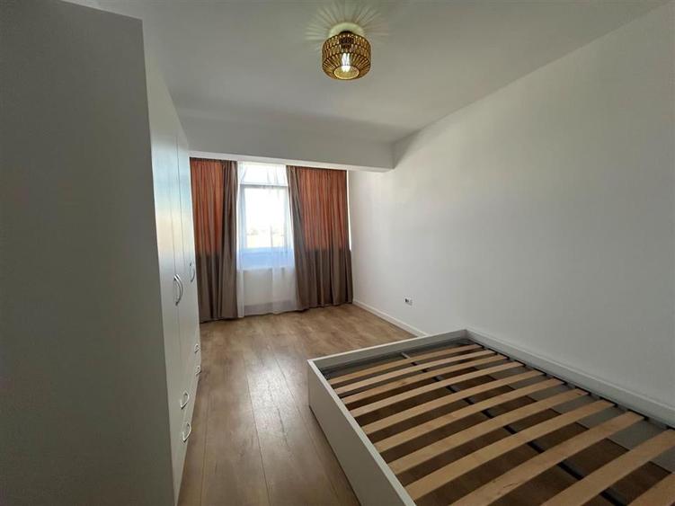 Apartament cu 2 camere decomandat în George Enescu