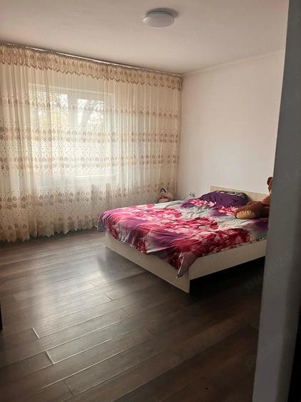 Casă cu Teren 374 Mp în Valu lui Traian