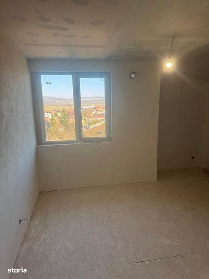 Apartament cu 3 camere decomandat în Sângeorgiu de Mureș