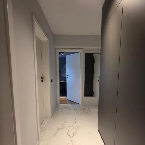 Apartament cu 2 camere decomandat, mobilat în Berceni