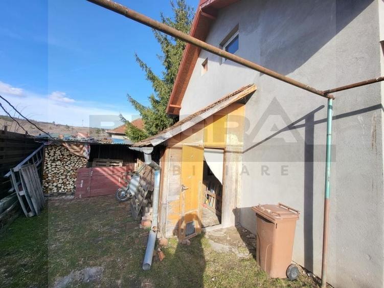 Casă individuală cu 4 camere cu Canalizare în Suceagu