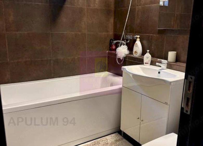 Apartament cu 2 camere semidecomandat în Sebastian