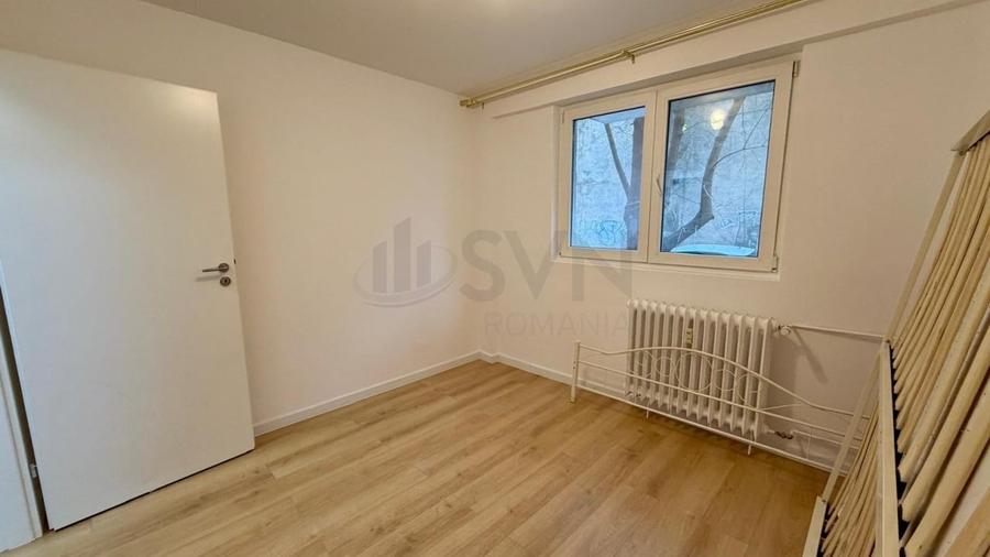 Apartament cu 2 camere decomandat, mobilat în P-ța Victoriei