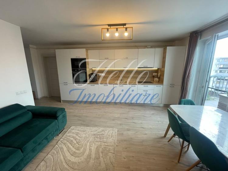 Apartament cu 3 camere semidecomandat, mobilat în Baciu
