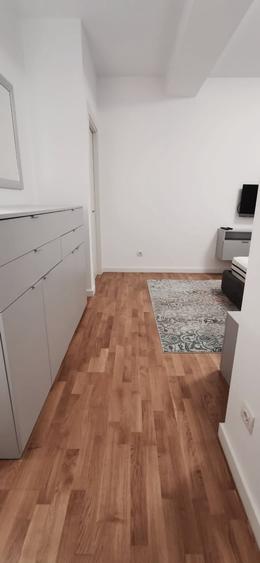 Apartament cu 3 camere decomandat în P-ța Romană