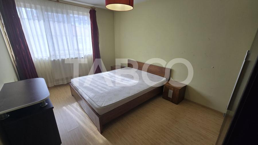 Apartament cu 3 camere decomandat, mobilat în Mihai Viteazul