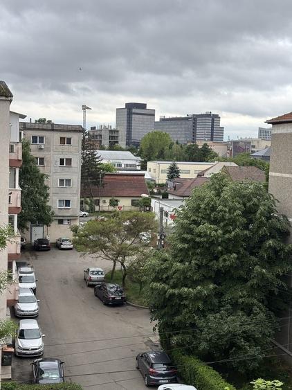 Garsonieră nedecomandată, mobilată în Lipovei