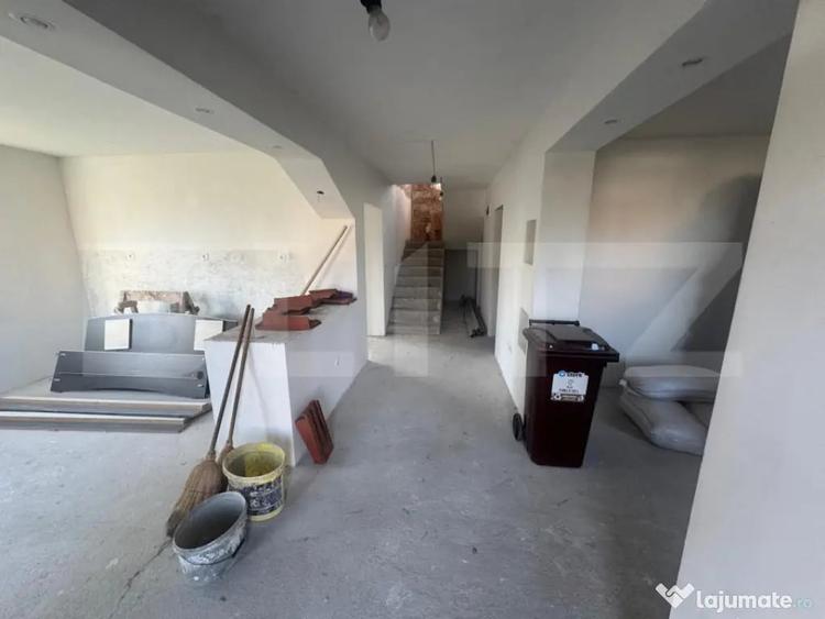 Casa cu 4 dormitoare de vanzare , 180mp, teren 1000 mp, Dece - 1