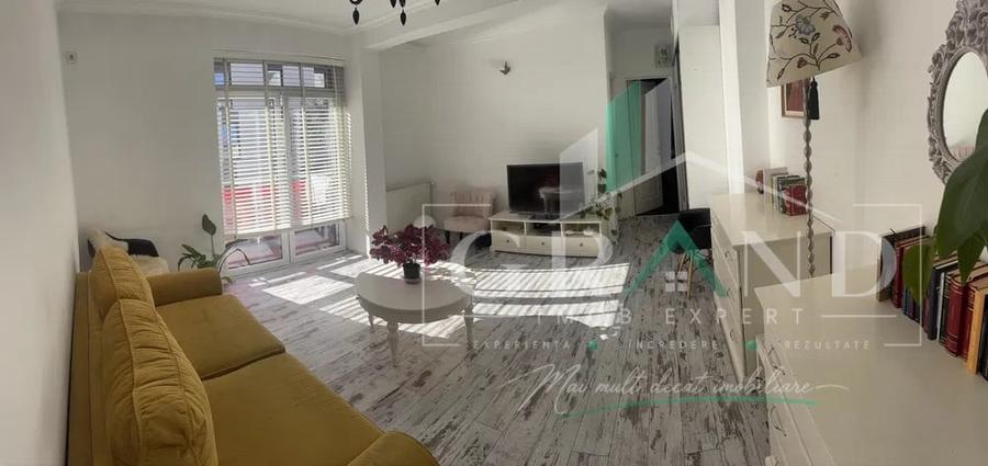 Apartament cu 2 camere semidecomandat, mobilat în Zorilor