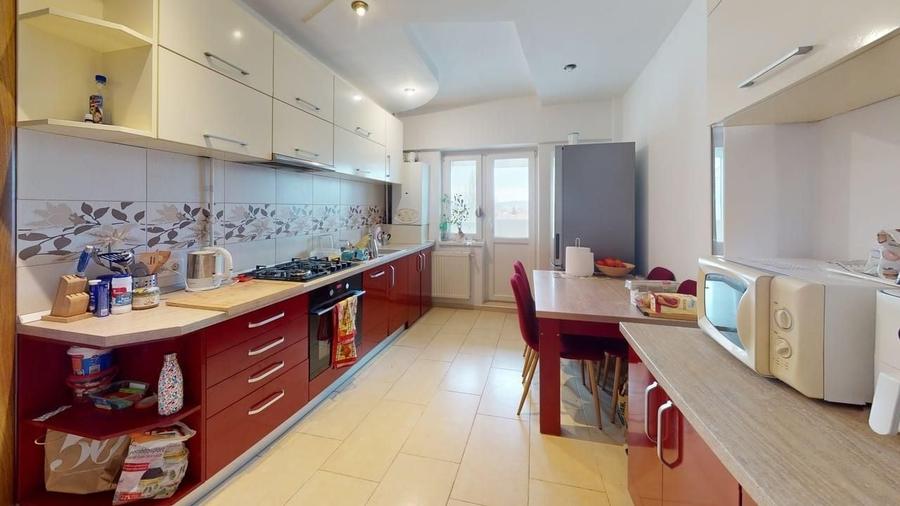 Apartament cu 2 camere semidecomandat în Central