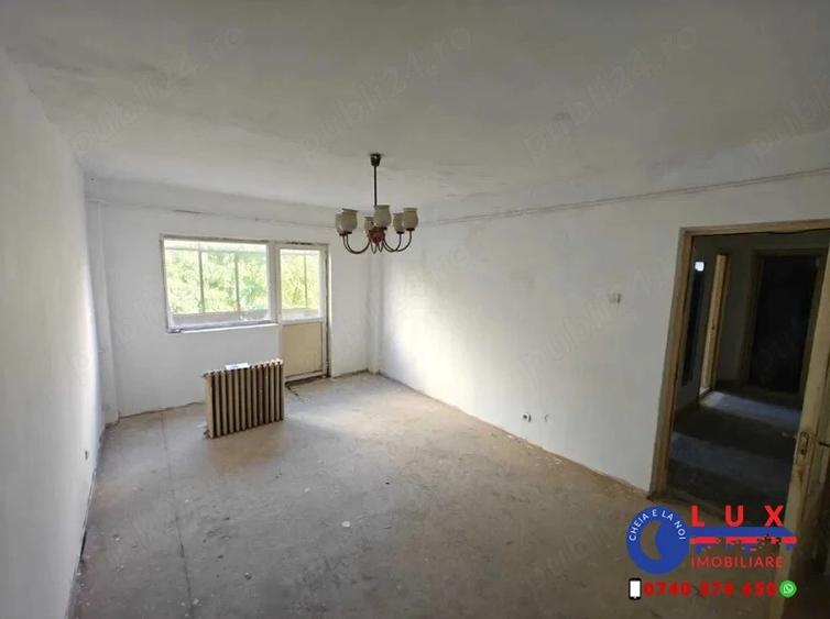 Apartament cu 2 camere decomandat în Babadag