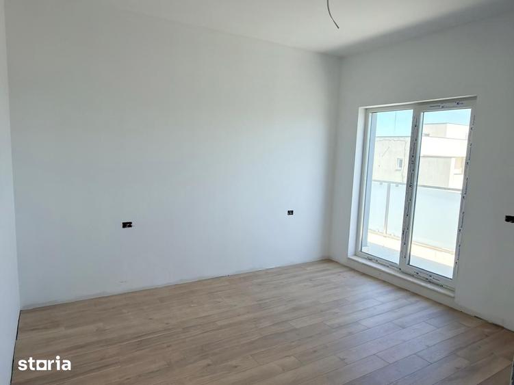 Apartament cu 3 camere în Torontalului