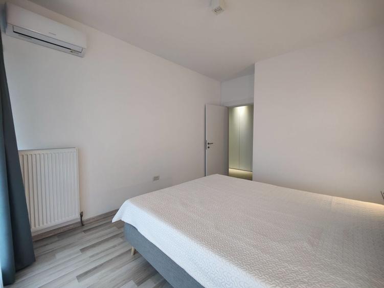 Apartament cu 2 camere decomandat în Est