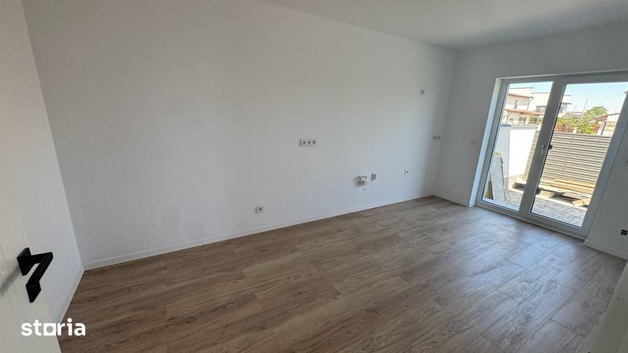 Casă cu 4 camere cu Teren 220 Mp în Șelimbăr