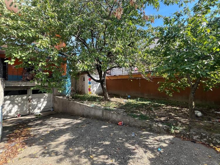 Casă cu 4 camere cu Teren 120 Mp în Exterior Vest