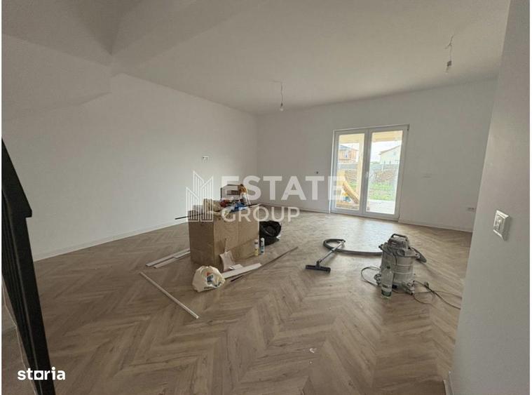 Casă cu 4 camere în Central