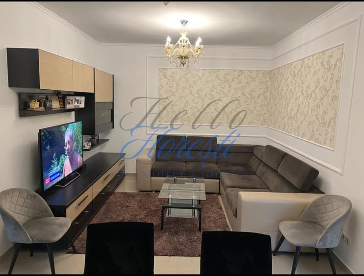Duplex cu 5 camere cu Canalizare în Florești