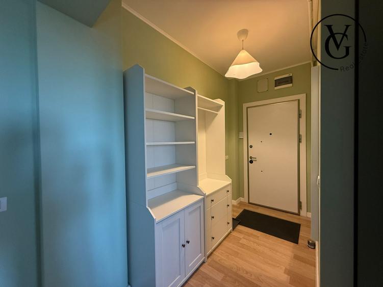 Apartament cu 2 camere semidecomandat, mobilat în Km 4