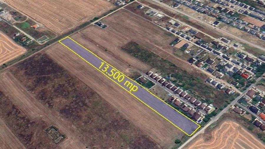 Teren agricol extravilan de 13500 mp, în Nord