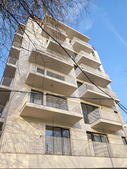 Apartament cu 2 camere decomandat în Viilor