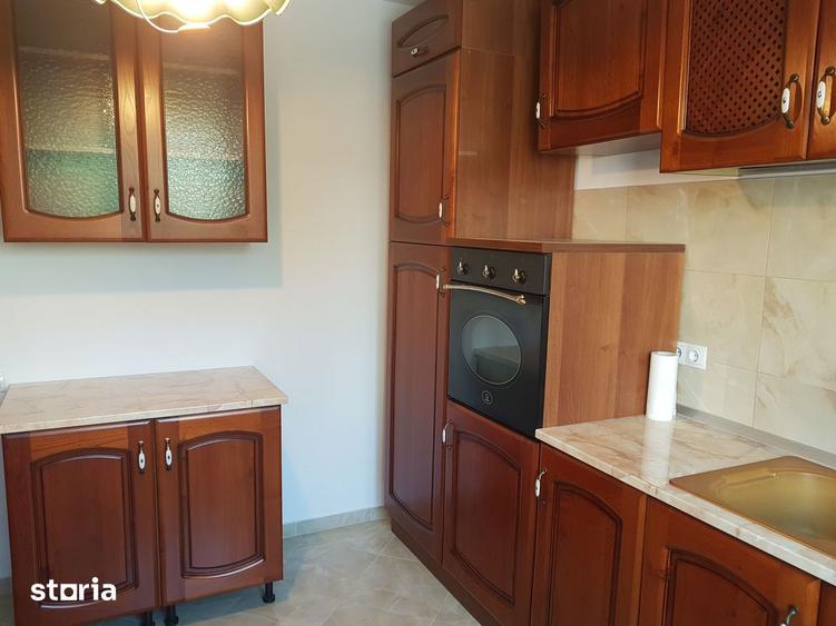 Apartament cu 2 camere decomandat în Traian