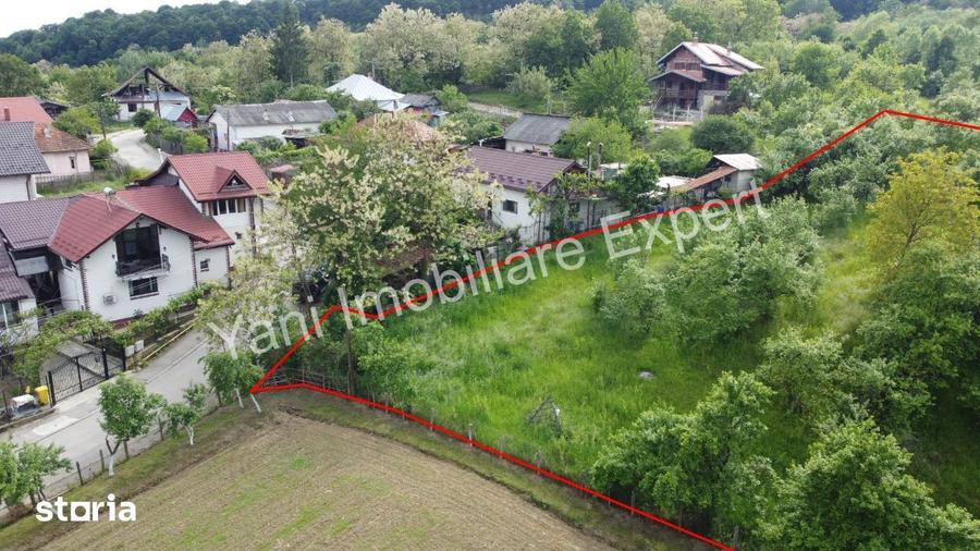Teren de 2611 mp, în Curtea de Argeș