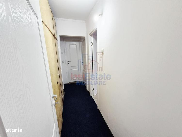 Apartament cu 3 camere în Alexandru cel Bun