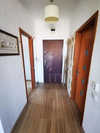 Apartament cu 2 camere semidecomandat, mobilat în Mărăști