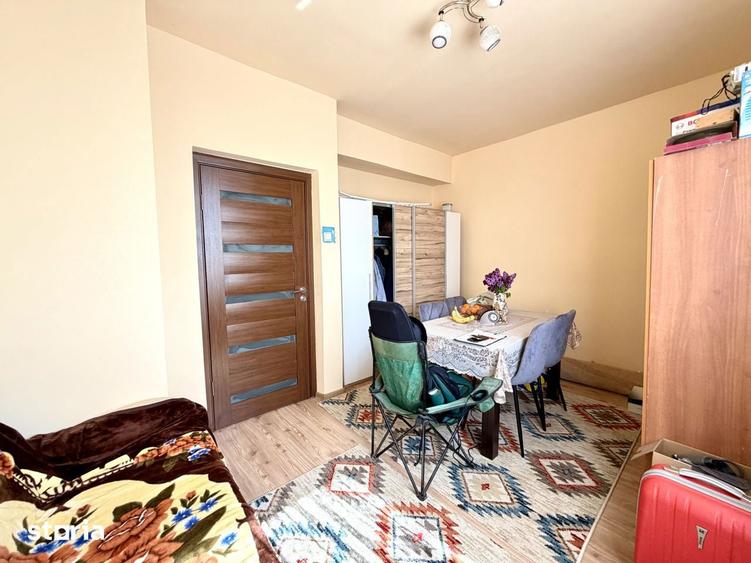 Apartament cu 2 camere semidecomandat în Ghiroda
